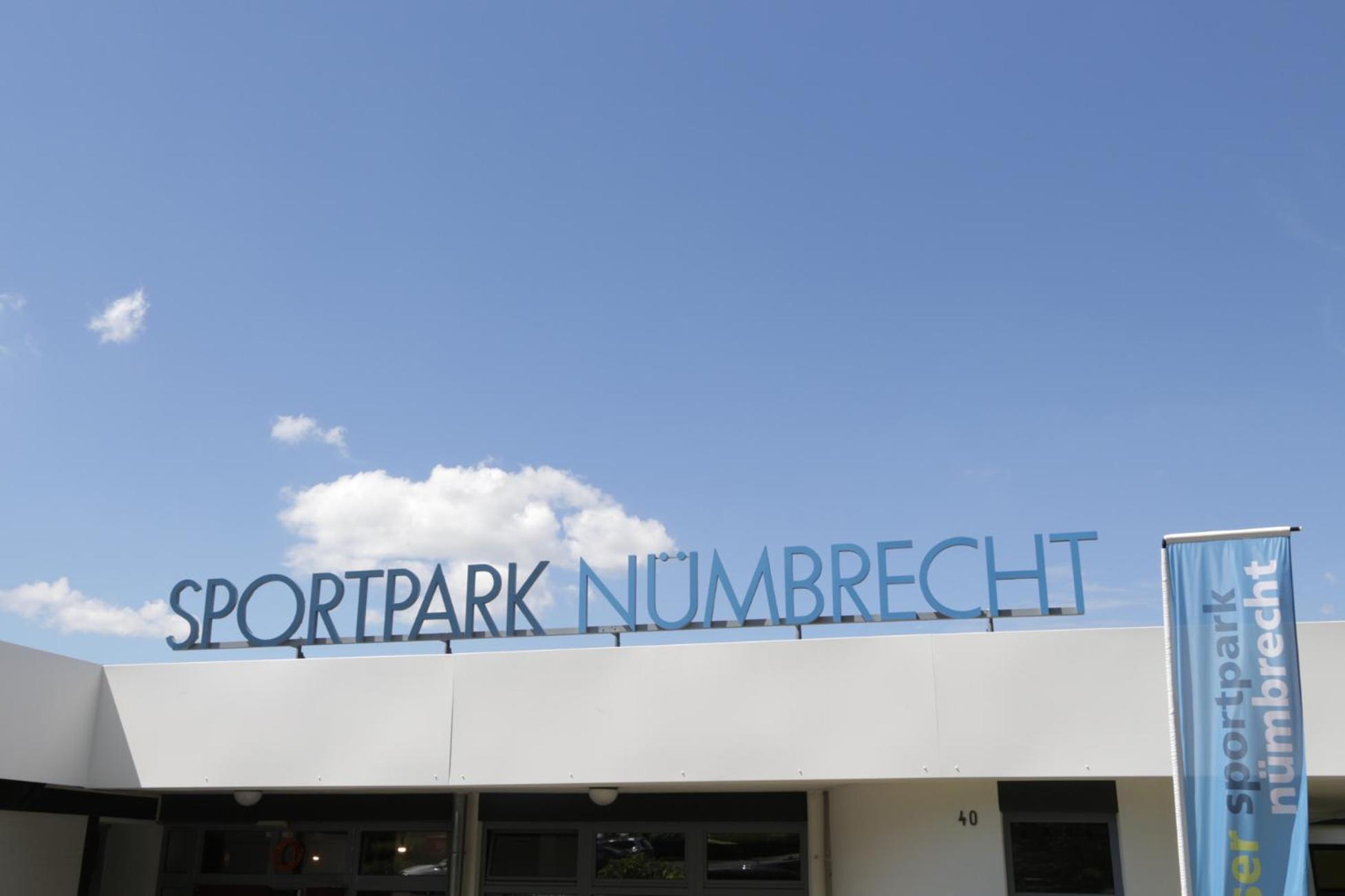 Gaestehaus Sportpark Nuembrecht Esterno foto
